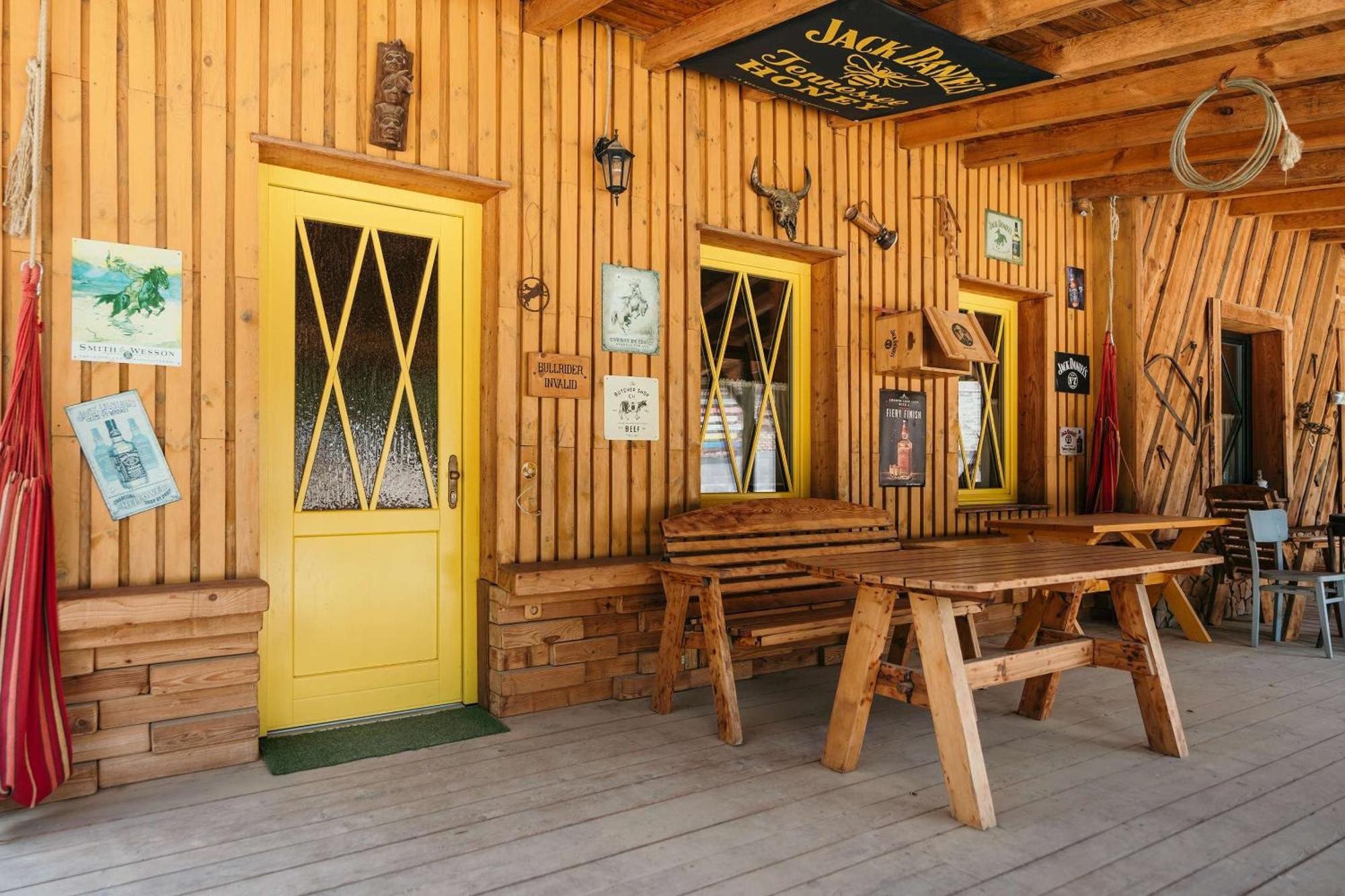 Ranch 13 - Western A Kone Nemsova Room photo