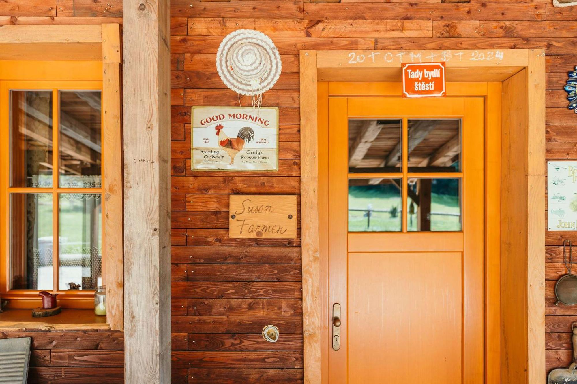 Ranch 13 - Western A Kone Nemsova Room photo