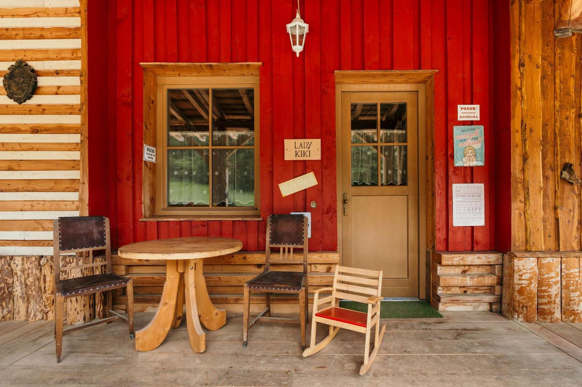 Ranch 13 - Western A Kone Nemsova Room photo